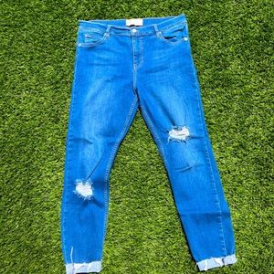 Free People High Rise Distressed Skinny Jeans size 10/30 waist